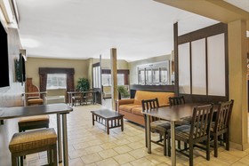Microtel Inn and Suites by Wyndham Austin Airport