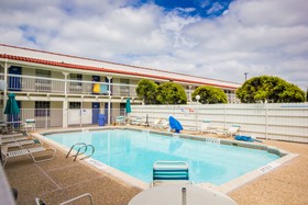 Motel 6 Austin - Midtown
