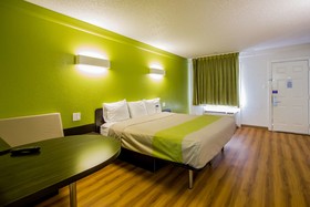 Motel 6 Austin - Midtown
