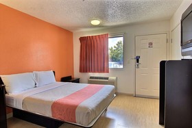 Motel 6 Austin Central - North