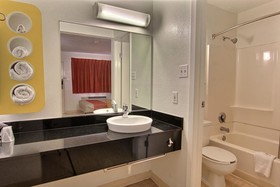 Motel 6 Austin Central - North