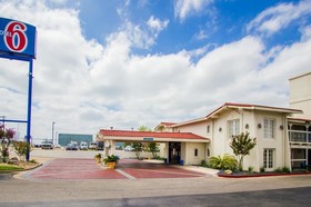 Motel 6 Austin - Midtown