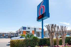 Motel 6 Austin South - Airport