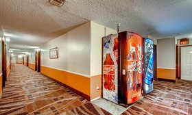 Orangewood Inn & Suites
