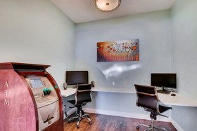 Orangewood Inn & Suites