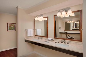 Downright Austin Hotel