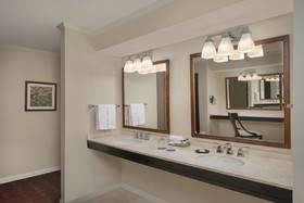 Downright Austin Hotel