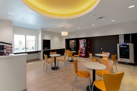 Studio 6 Austin Airport