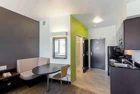 Studio 6 Austin Airport