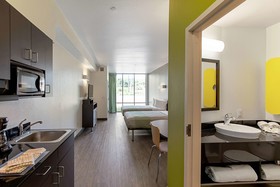 Studio 6 Austin Airport