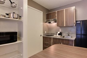 Studio 6 Austin Midtown