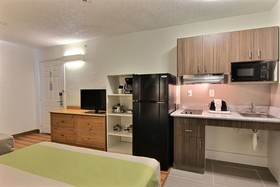 Studio 6 Austin Midtown
