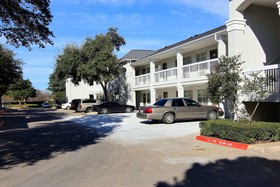 Studio 6 Austin Midtown