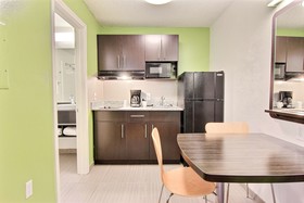 Studio 6 Austin Northwest