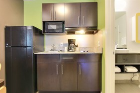 Studio 6 Austin Northwest