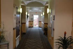Super 8 by Wyndham Austin/Airport South