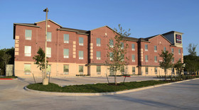 Texas Bungalows Hotel & Suites