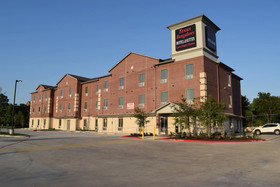 Texas Bungalows Hotel & Suites