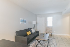 The Economy Suites of East Austin