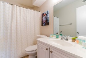 The Economy Suites of East Austin