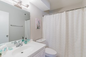 The Economy Suites of East Austin