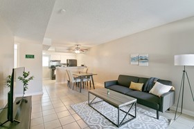 The Economy Suites of East Austin