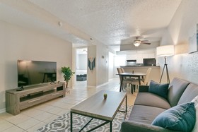 The Economy Suites of East Austin