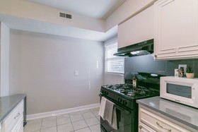 The Economy Suites of East Austin