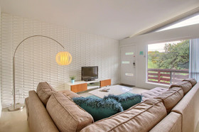 Travis Heights Modern 1