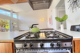 Travis Heights Modern 1