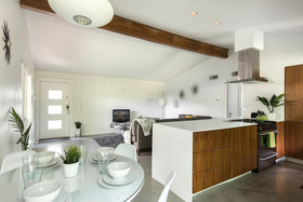 Travis Heights Modern 1