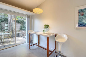 Travis Heights Modern 1