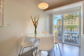 Travis Heights Modern 1