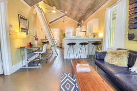 Travis Heights Modern 1