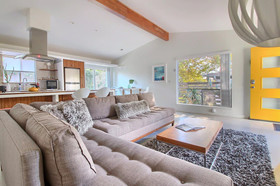 Travis Heights Modern 1