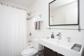 Travis Heights Modern 1