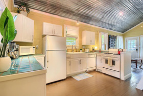 Travis Heights Modern 1