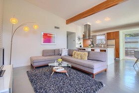 Travis Heights Modern 1