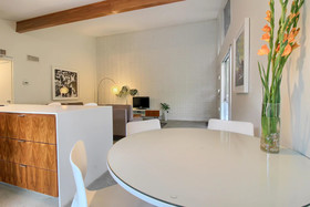 Travis Heights Modern 1