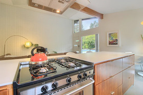 Travis Heights Modern 1