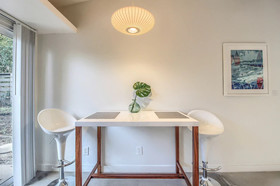 Travis Heights Modern 1