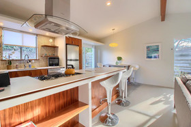 Travis Heights Modern 1