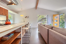 Travis Heights Modern 1