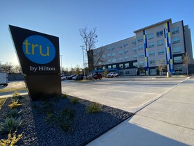 Tru by Hilton Austin Airport