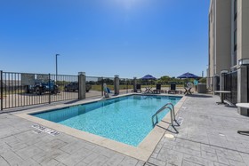 Comfort Inn & Suites Balch Springs - SE Dallas