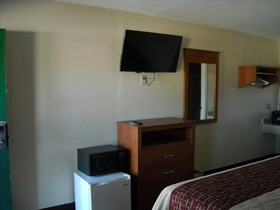Bastrop Inn