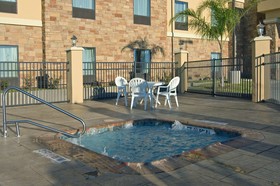Best Western Bastrop Pines Inn