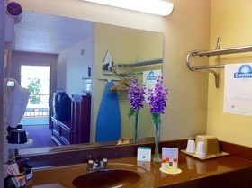Days Inn by Wyndham Bastrop