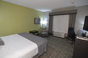 Best Western Plus Bay City Inn & Suites