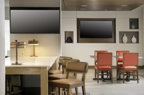 Holiday Inn Express & Suites Bay City